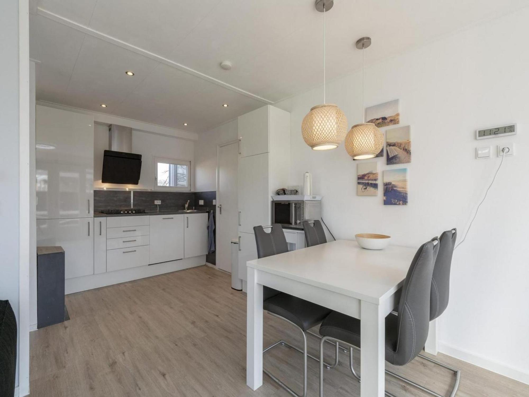 Modern Holiday Home With Large Garden Sint Maartensvlotbrug ภายนอก รูปภาพ