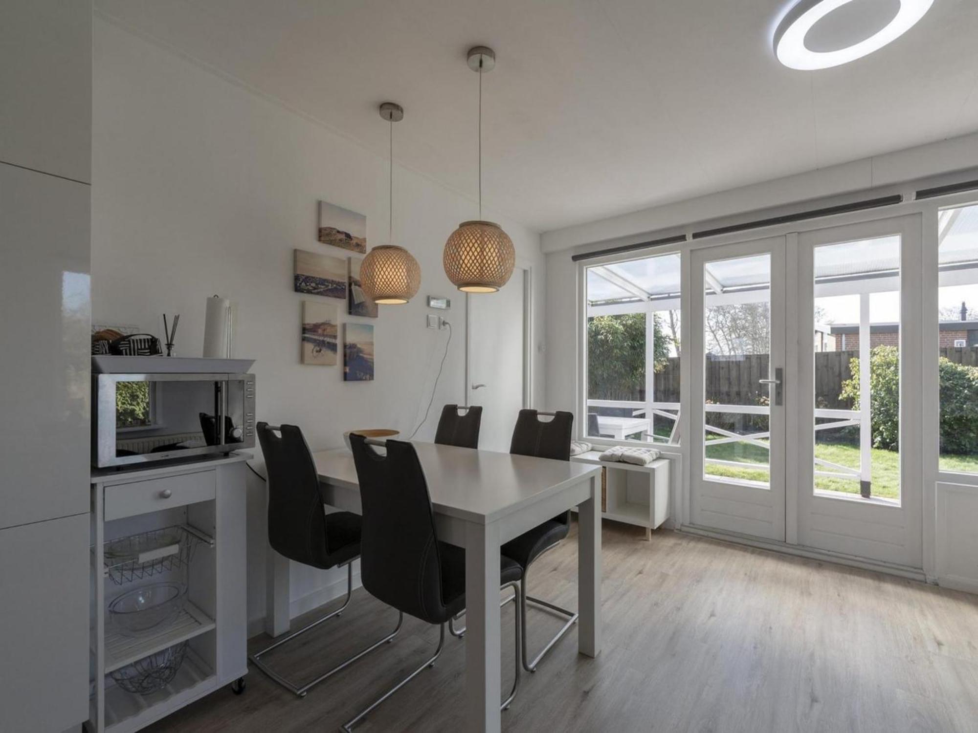 Modern Holiday Home With Large Garden Sint Maartensvlotbrug ภายนอก รูปภาพ