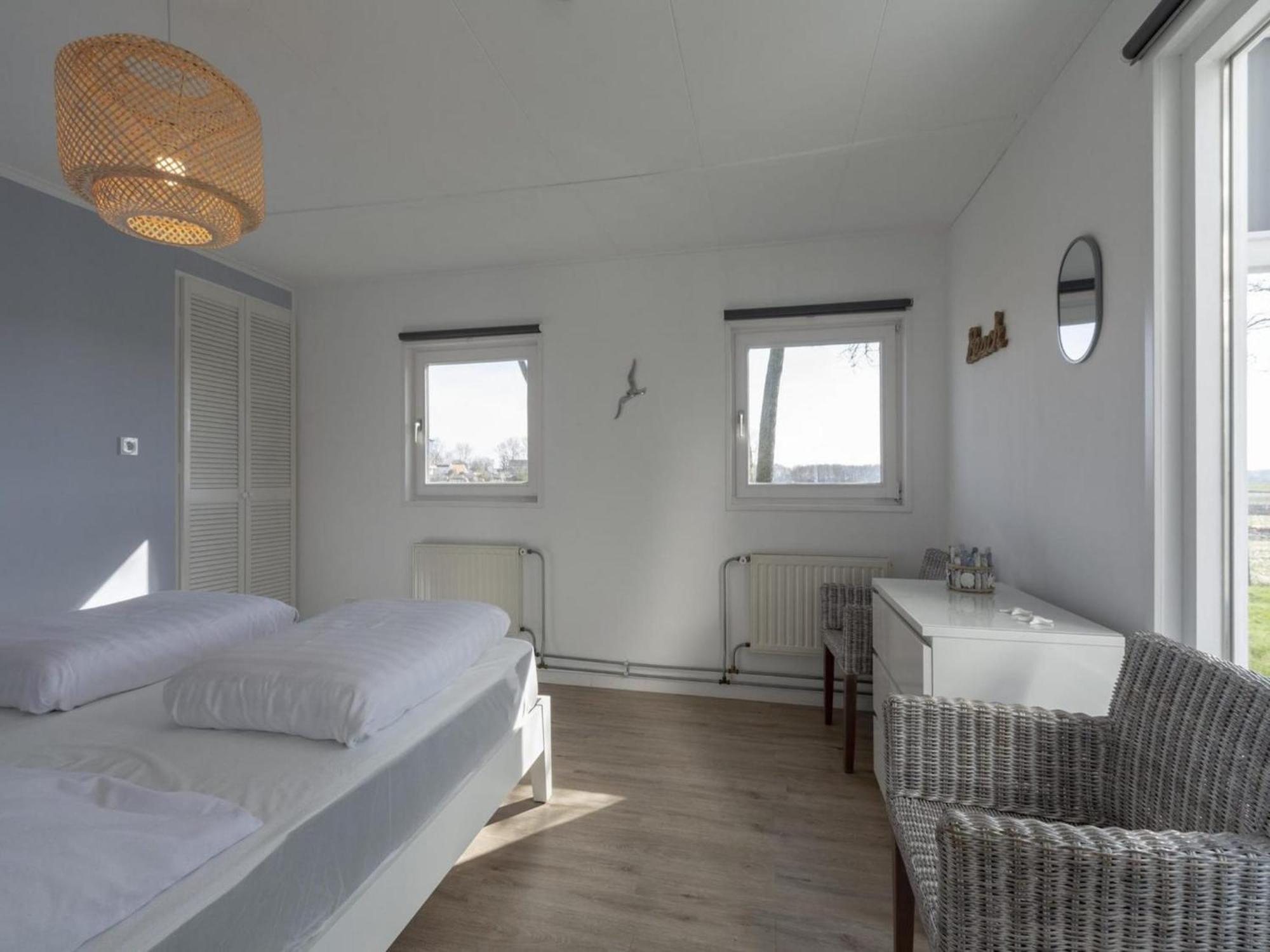 Modern Holiday Home With Large Garden Sint Maartensvlotbrug ภายนอก รูปภาพ